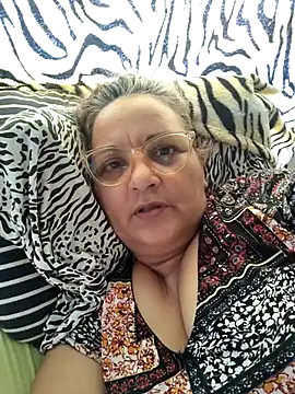 Snapshot of Noemipopi chatting on 02-20-26, 05:37 Noemipopi online show from 02-20-26, 05:37