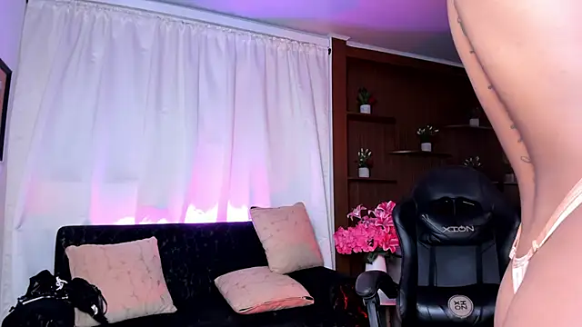 Esmeralda carrascal online show from 03-01-26, 03:45