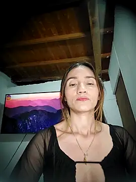 Snapshot of isaa- chatting on 05-13-26, 04:47 isaa- online show from 05-13-26, 04:47