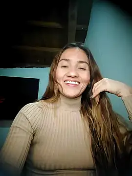 Snapshot of isaa- chatting on 05-08-26, 11:08 isaa- online show from 05-08-26, 11:08