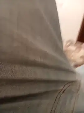 Snapshot of Mineirinho_85 chatting on 03-15-26, 02:40 Mineirinho 85 online show from 03-15-26, 02:40