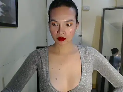 Snapshot of catalinaconsuelo chatting on 03-19-26, 04:18 catalinaconsuelo online show from 03-19-26, 04:18