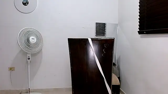 MiaDiamontLatin online show from 03-13-26, 03:22