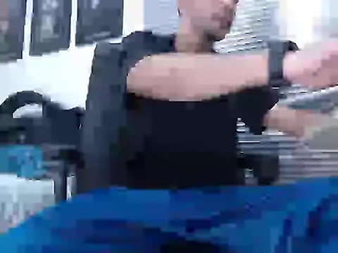 Kratoswolf online show from 03-05-26, 10:59