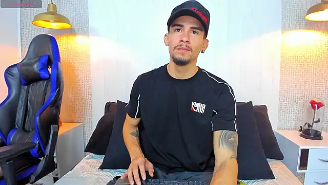 SharonTygaX online show from 03-12-26, 02:21