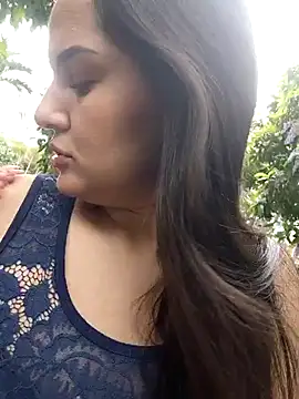 yissela92 online show from 02-21-26, 07:05