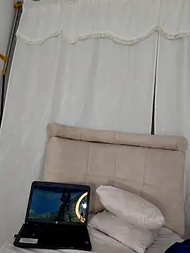 yissela92 online show from 03-03-26, 10:06