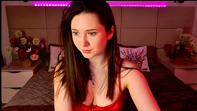 Snapshot of Tiny_BunnyX chatting on 04-14-26, 06:18 Tiny BunnyX online show from 04-14-26, 06:18