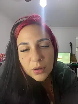 Snapshot of Luaprivadox chatting on 03-01-26, 05:40 Luaprivadox online show from 03-01-26, 05:40