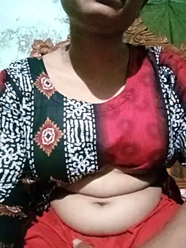 BreezySexyGirl69 online show from 06-18-26, 11:48