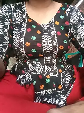 BreezySexyGirl69 online show from 05-18-26, 06:51