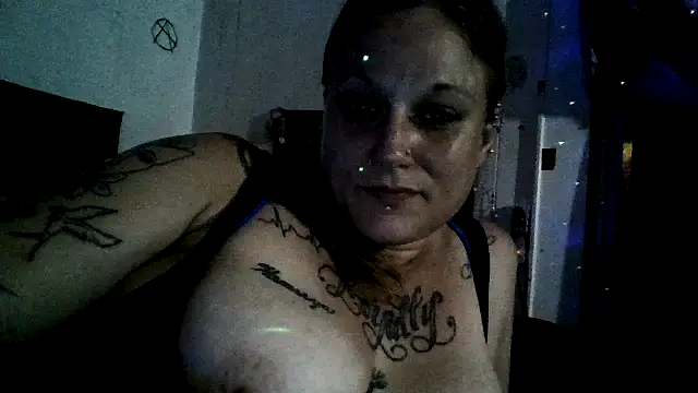 Snapshot of OCEANWATER1991 chatting on 05-28-26, 10:54 OCEANWATER1991 online show from 05-28-26, 10:54