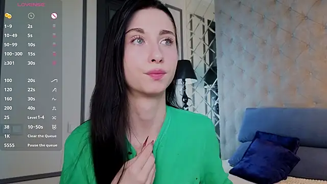 Snapshot of MiguelinaRasmuson chatting on 05-04-26, 11:13 MiguelinaRasmuson online show from 05-04-26, 11:13
