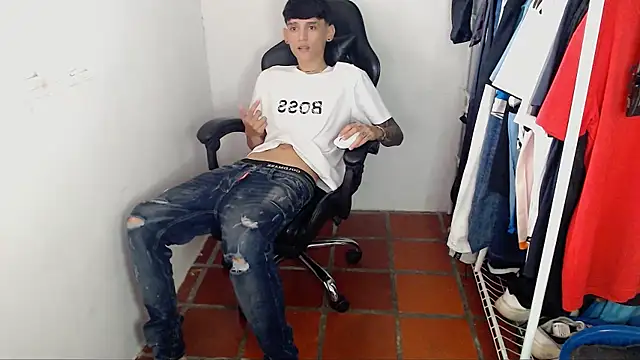 BOY-767 online show from 03-04-26, 04:26