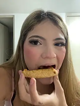 meggan    online show from 02-25-26, 06:46