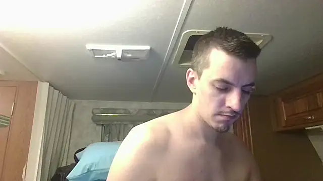 luverrboyy online show from 06-18-26, 02:32