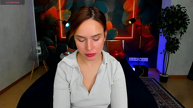 Snapshot of tina_xx_tina chatting on 02-23-26, 01:51 tina xx tina online show from 02-23-26, 01:51