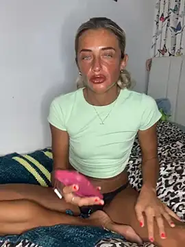 ScarlettGold  online show from 04-16-26, 06:08