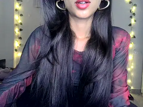 Snapshot of SIKSHA_SINGH chatting on 06-11-26, 12:32 SIKSHA SINGH online show from 06-11-26, 12:32