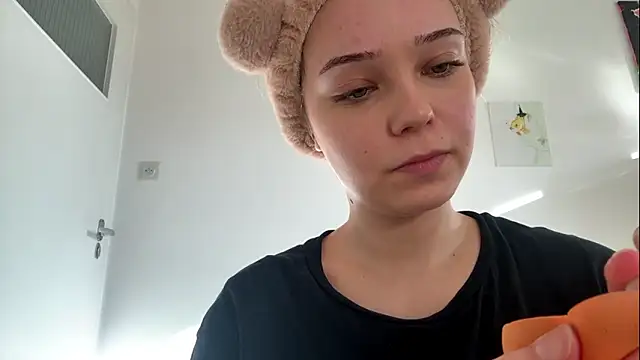 SourMidday online show from 03-17-26, 03:37