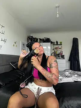 Snapshot of Destinylovex chatting on 07-06-26, 07:05 Destinylovex online show from 07-06-26, 07:05