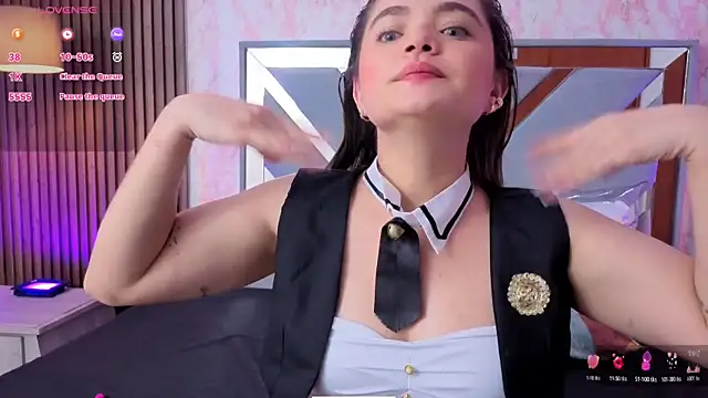 LittleeSara18 online show from 03-22-26, 11:01