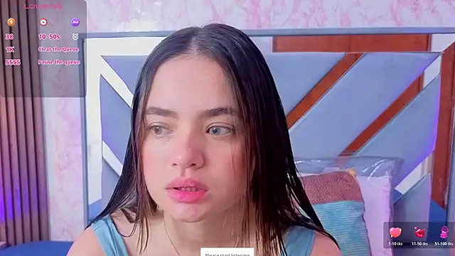 Snapshot of LittleeSara18 chatting on 05-15-26, 11:08 LittleeSara18 online show from 05-15-26, 11:08