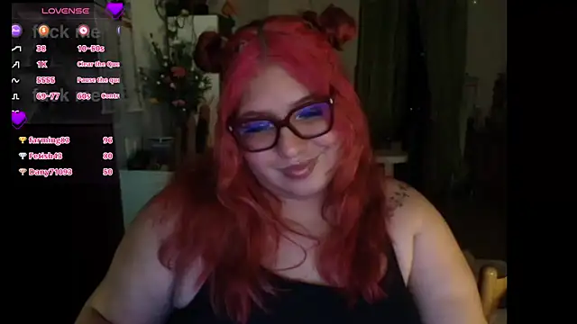 Snapshot of MagicCurves chatting on 06-13-26, 11:13 MagicCurves online show from 06-13-26, 11:13