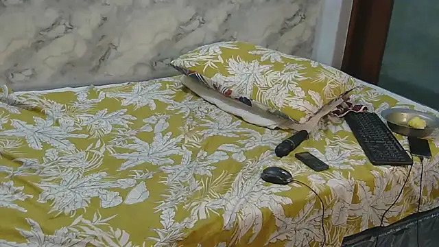 CaramelHotGirl online show from 03-09-26, 06:33