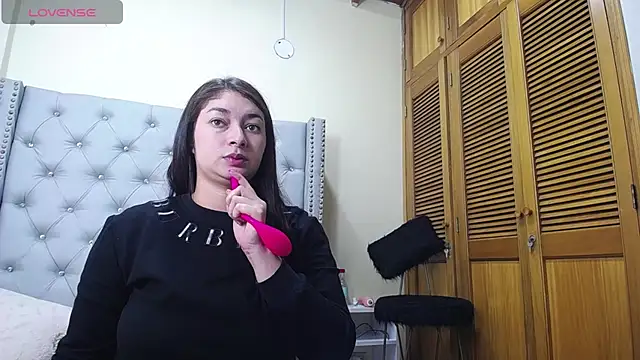 skarlett  36 online show from 03-23-26, 01:11