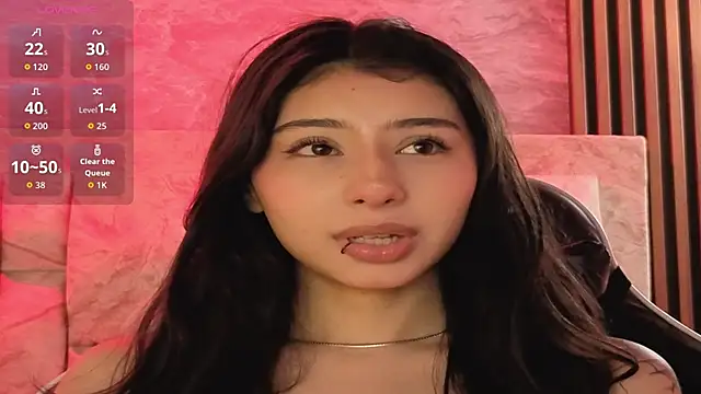 chloe bluee  online show from 03-21-26, 11:03