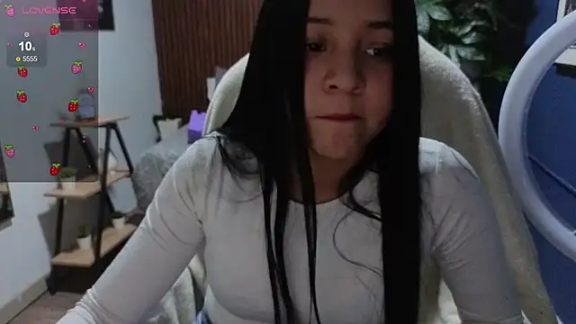 SophyAdams online show from 04-15-26, 08:53