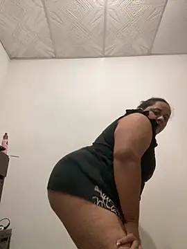 Snapshot of Melanny69x chatting on 02-24-26, 10:49 Melanny69x online show from 02-24-26, 10:49