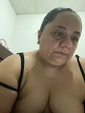 Snapshot of Melanny69x chatting on 02-25-26, 10:37 Melanny69x online show from 02-25-26, 10:37