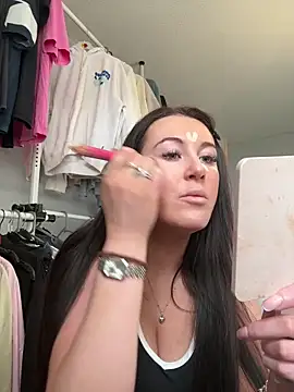 Snapshot of PinkVelvetx chatting on 02-24-26, 01:34 PinkVelvetx online show from 02-24-26, 01:34