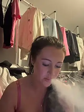 Snapshot of PinkVelvetx chatting on 02-21-26, 07:16 PinkVelvetx online show from 02-21-26, 07:16