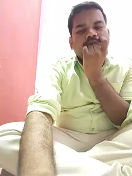 Snapshot of rkr1996kum chatting on 07-06-26, 05:15 rkr1996kum online show from 07-06-26, 05:15