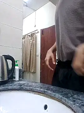 Snapshot of peanutbutteater chatting on 02-23-26, 04:14 peanutbutteater online show from 02-23-26, 04:14