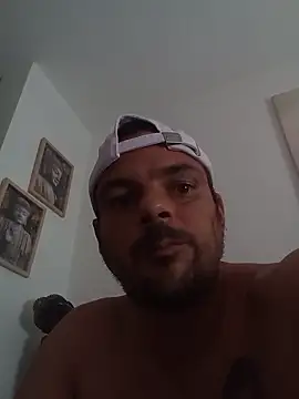 Snapshot of morenitoymorena chatting on 05-31-26, 02:56 morenitoymorena online show from 05-31-26, 02:56