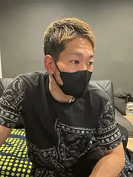 ryuaaaaa online show from 03-26-26, 03:32