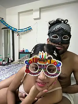 Snapshot of sizzler_hotz chatting on 02-20-26, 03:03 sizzler hotz online show from 02-20-26, 03:03