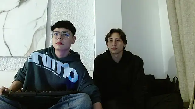 Snapshot of Jean_Martiiinez chatting on 02-24-26, 01:28 Jean Martiiinez online show from 02-24-26, 01:28