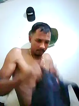 blackhot22c online show from 03-25-26, 06:40