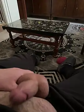 Snapshot of fre96 chatting on 02-25-26, 03:23 fre96 online show from 02-25-26, 03:23