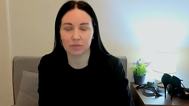 MiaFair online show from 03-18-26, 04:19