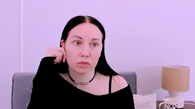 MiaFair online show from 04-15-26, 03:27