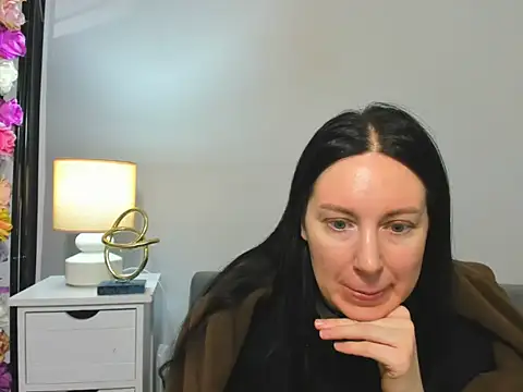 MiaFair online show from 02-21-26, 06:15