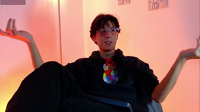 lui x dust online show from 03-13-26, 04:39