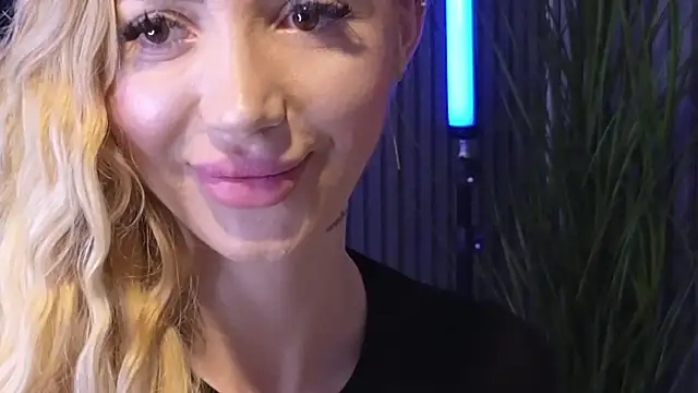 KarmaArms online show from 07-16-26, 07:33