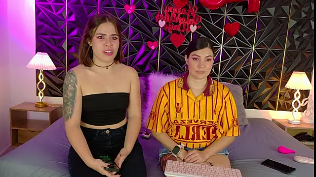 Snapshot of TaylorMilly chatting on 02-26-26, 07:58 TaylorMilly online show from 02-26-26, 07:58